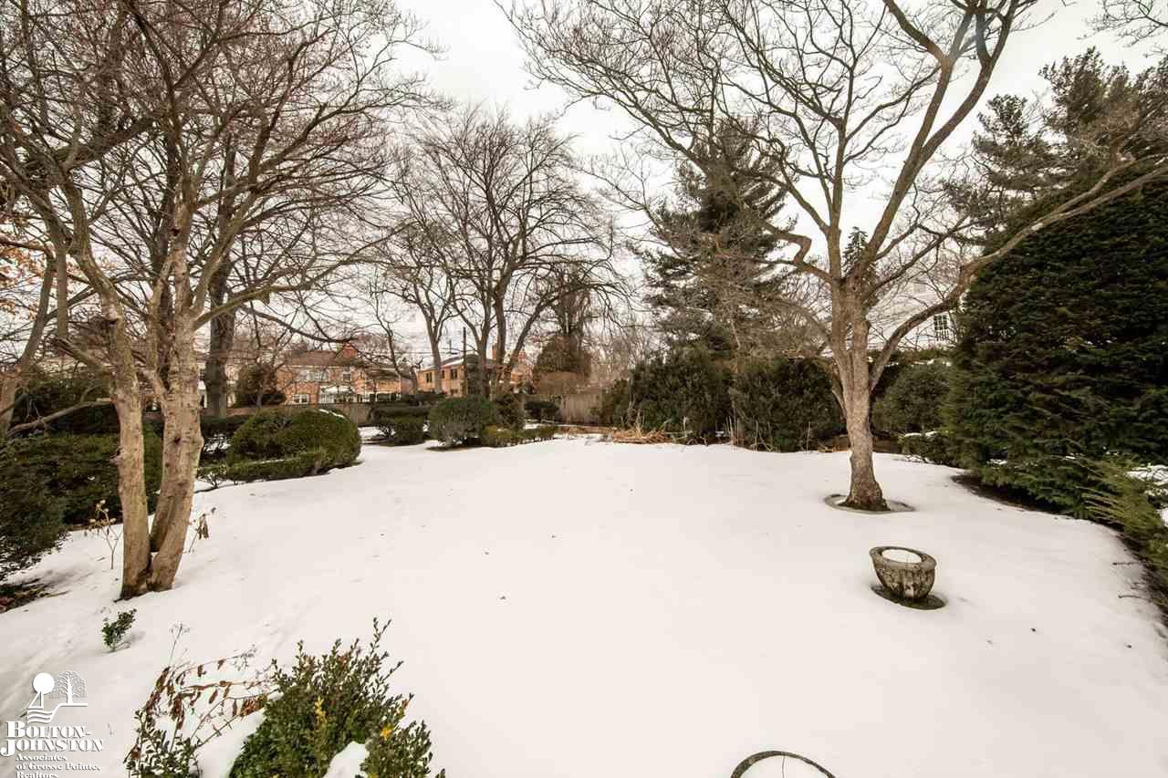 193 Ridge Road Grosse Pointe Farms, MI 48236 - Photo 45 of 60