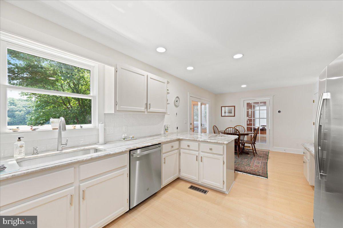 1104 Granbys Run Salisbury, MD 21804 - Photo 34 of 87 Light & bright w/ 6 inch southern pine floors