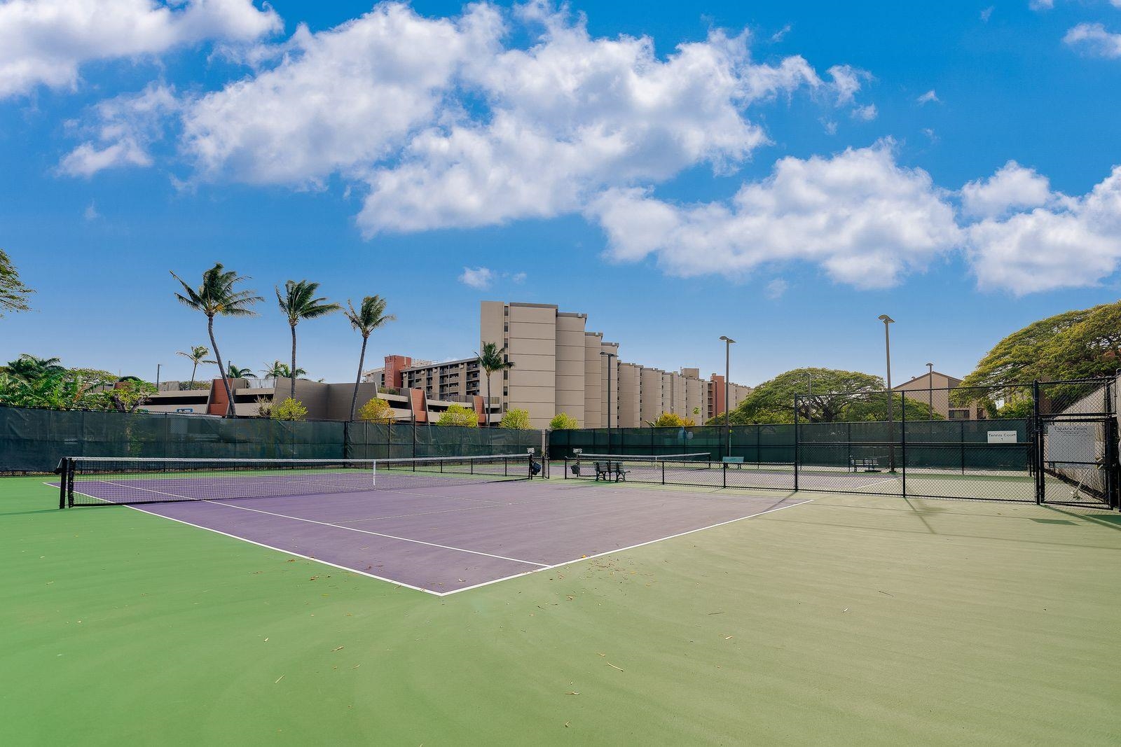 3543 Lower Honoapiilani Road, Unit J401 Lahaina, HI 96761 - Photo 21 of 25 a view of a tennis court