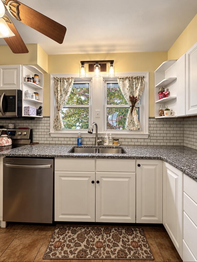 405 Teel Road Beckley, WV 25801 - Photo 14 of 20 Gallery Image 14