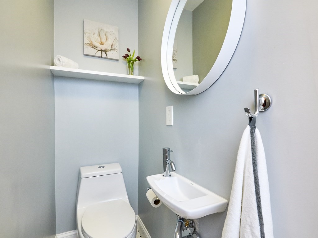 12 White Avenue, Unit 3 Brookline, MA 02467 - Photo 14 of 17