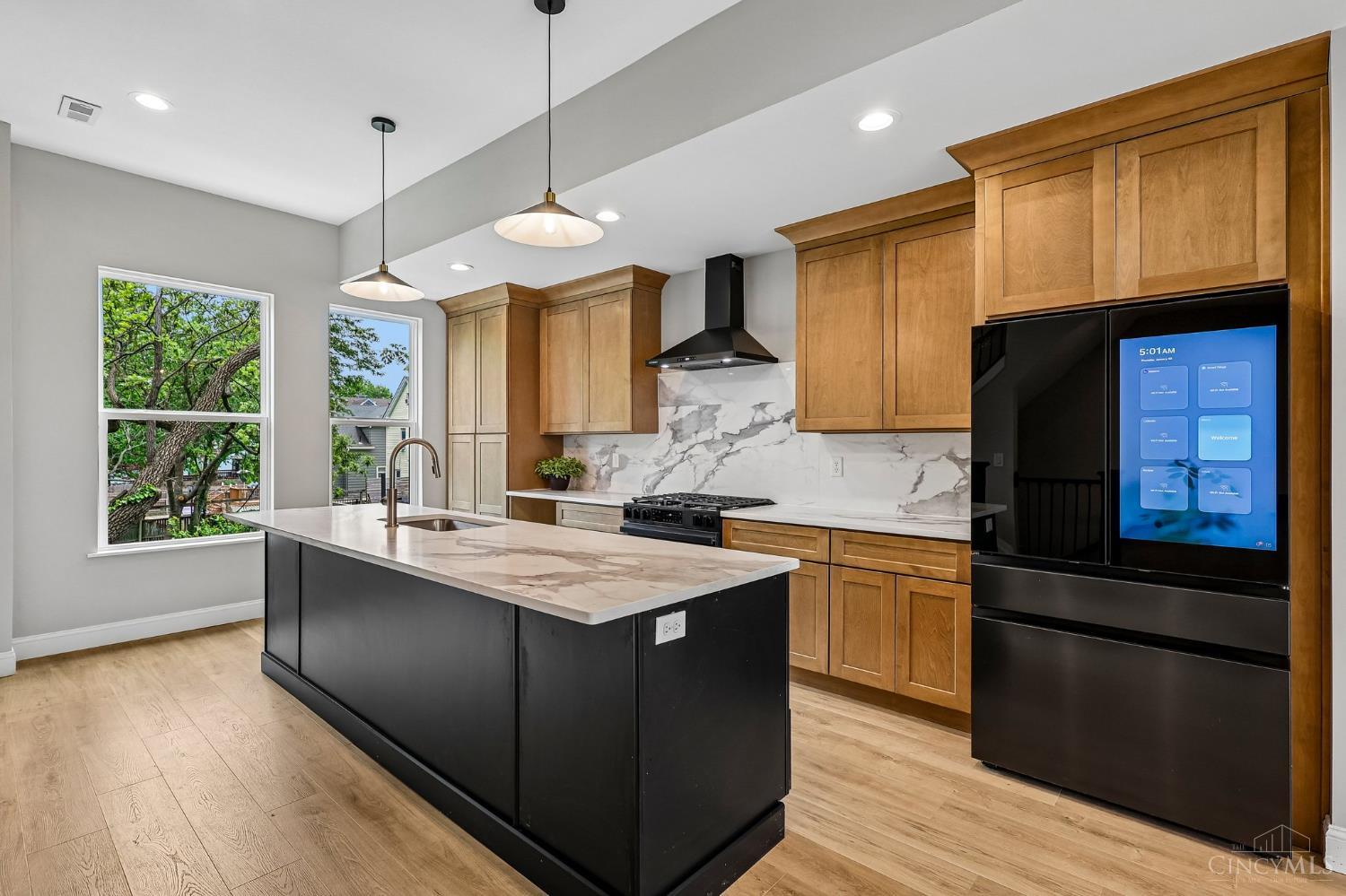 3906 Edwards Road, Unit C Cincinnati, OH 45209 - Photo 2 of 44 Gallery Image 2