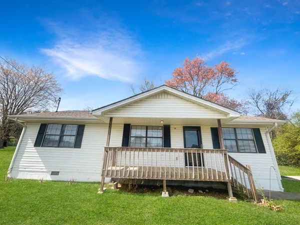 $219,900 | 320 Riceville Road, Athens, TN 37303