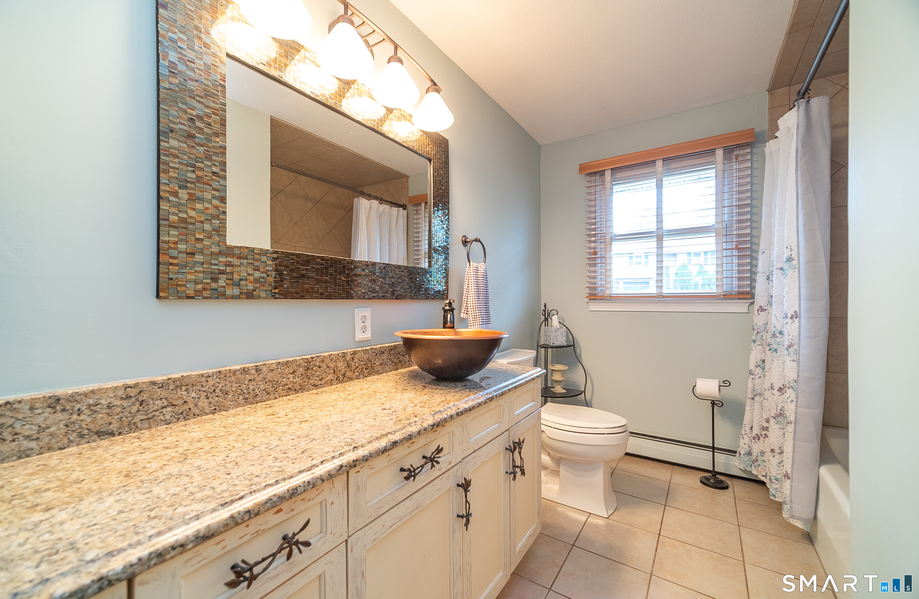 108 Wayne Lane Meriden, CT 06450 - Photo 22 of 40