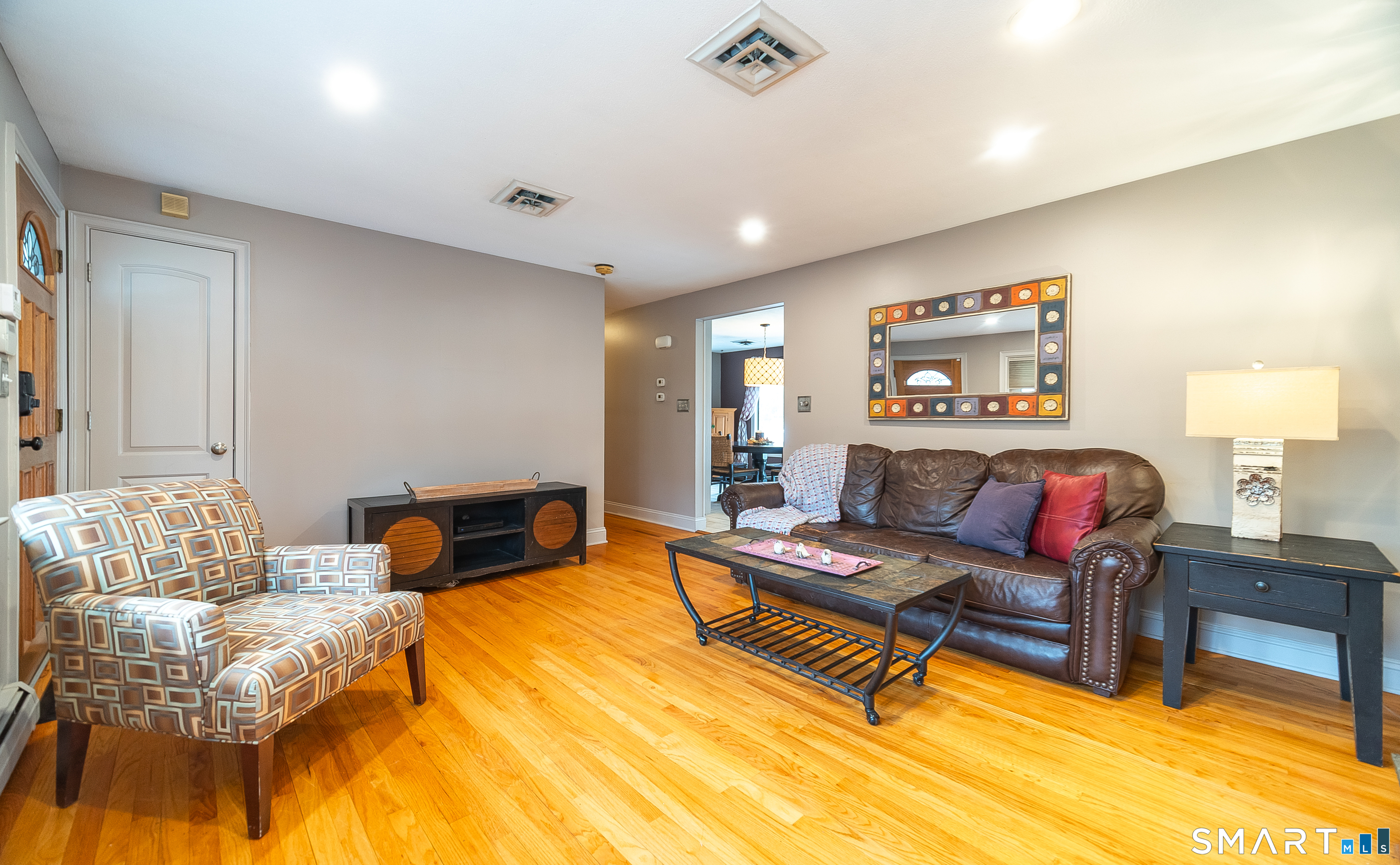 108 Wayne Lane Meriden, CT 06450 - Photo 7 of 40