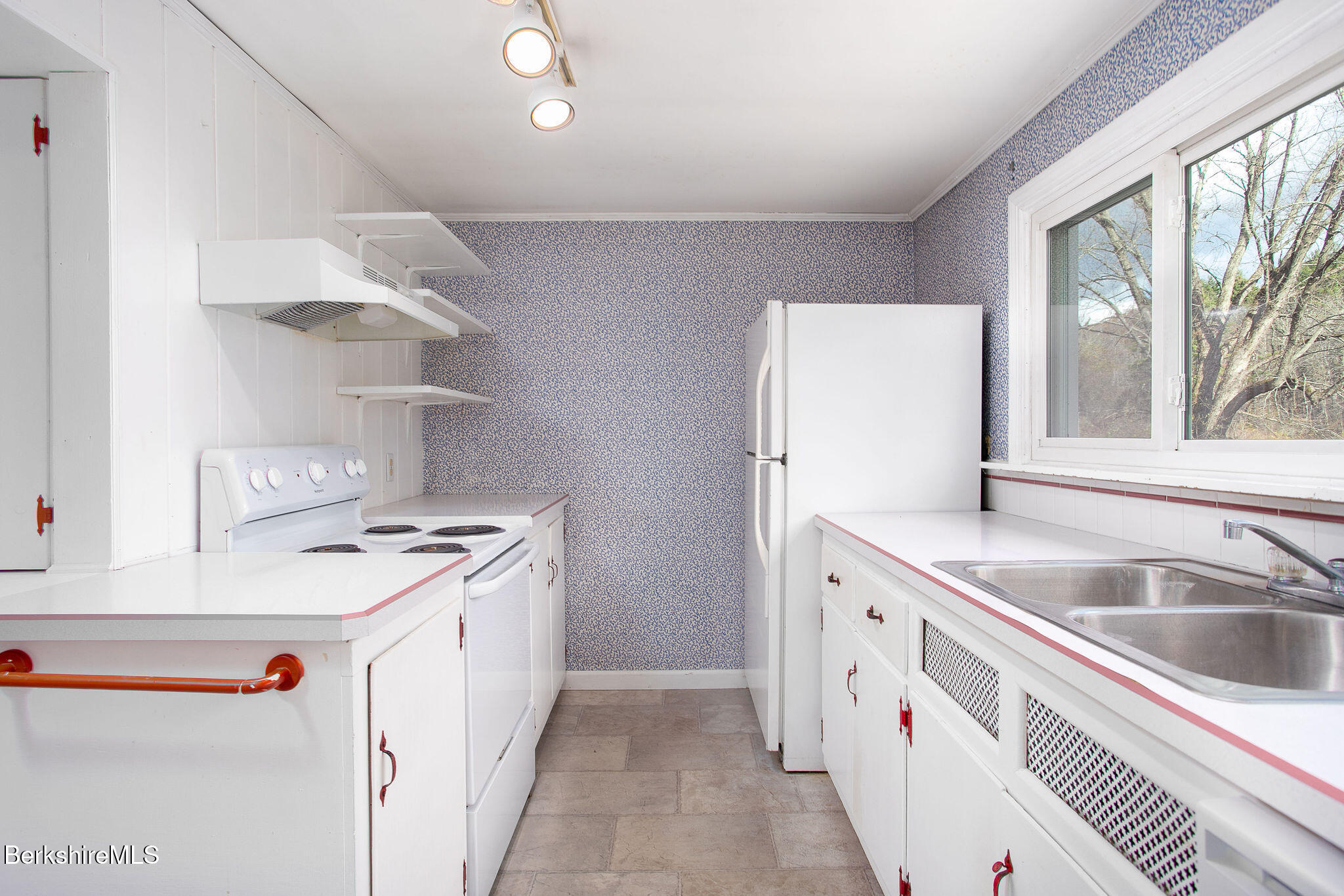 16 Swamp Road West Stockbridge, MA 01266 - Photo 14 of 42 B012a (2)