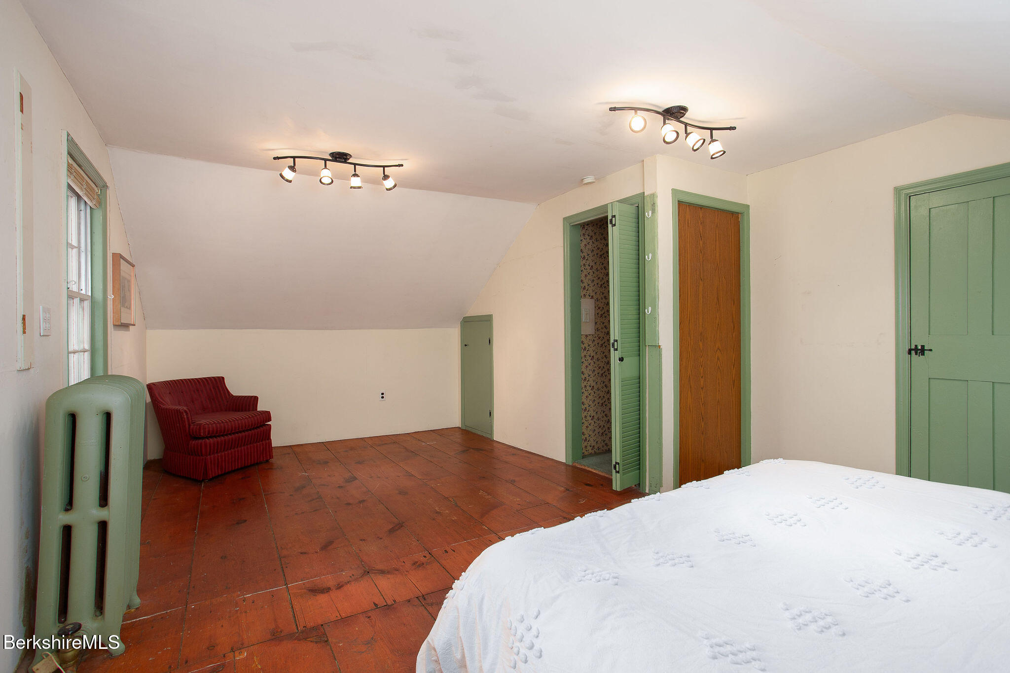 16 Swamp Road West Stockbridge, MA 01266 - Photo 24 of 42 B024