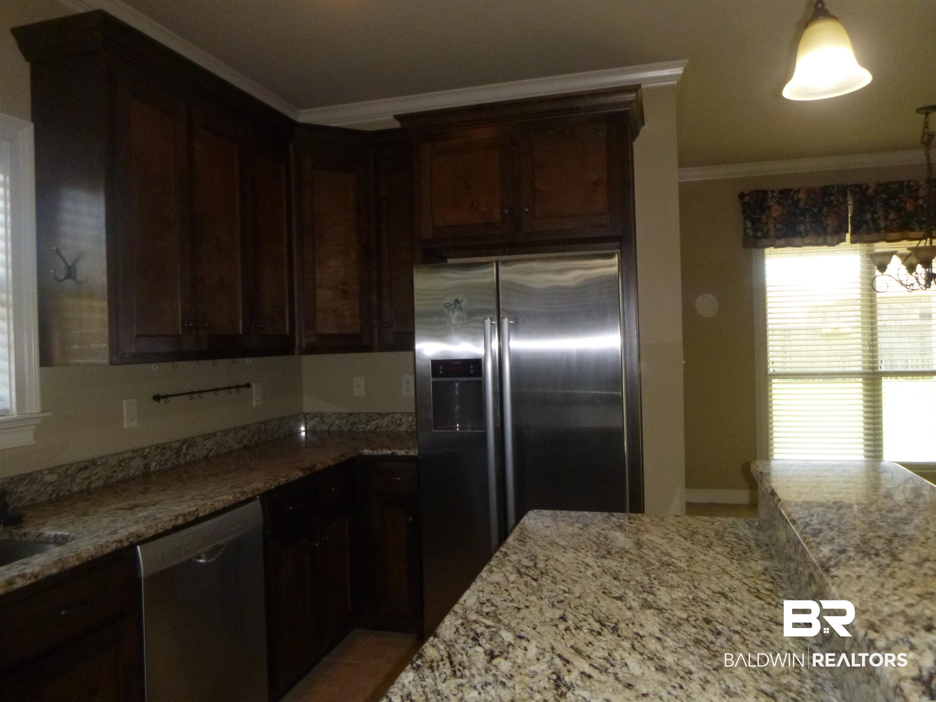 8818 Rosedown Lane Daphne, AL 36526 - Photo 13 of 33 Kitchen