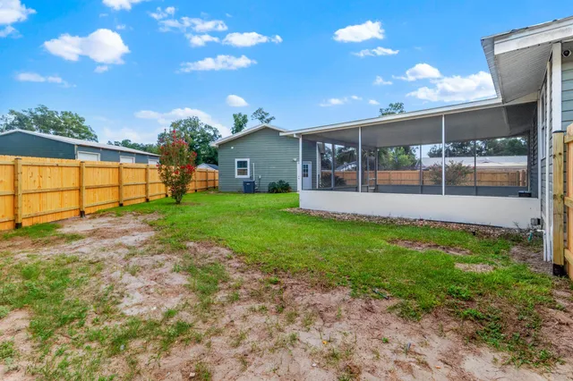 $219,900 | 17 Oneida Street, Crawfordville, FL 32327