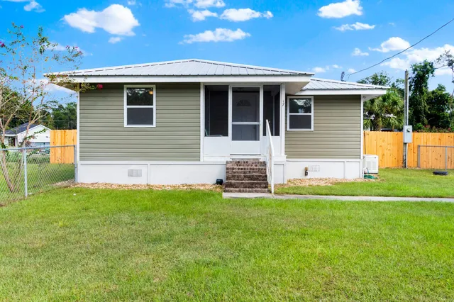 $219,900 | 17 Oneida Street, Crawfordville, FL 32327
