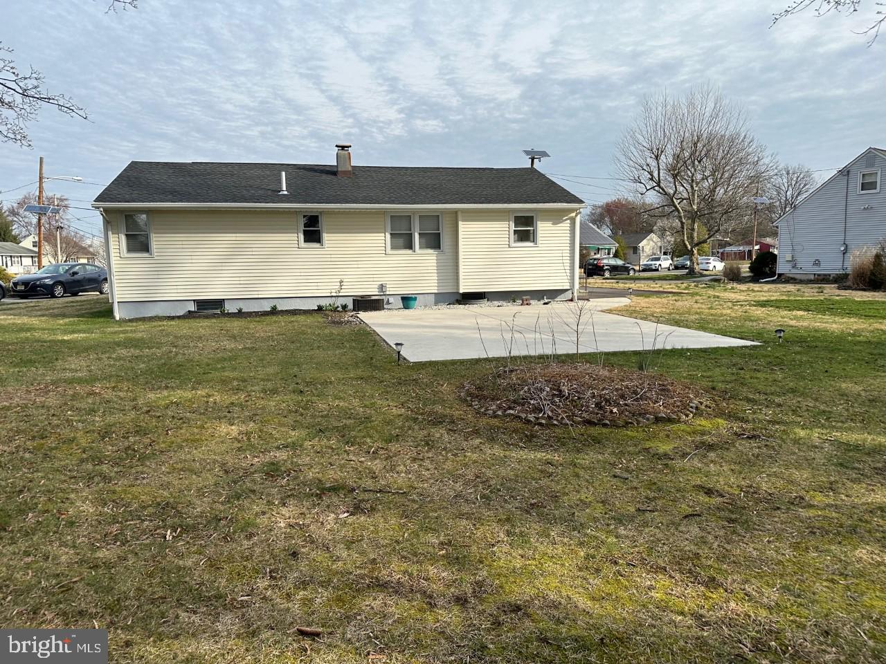 21 Holt Circle Hamilton, NJ 08619 - Photo 18 of 21 Rear View of home