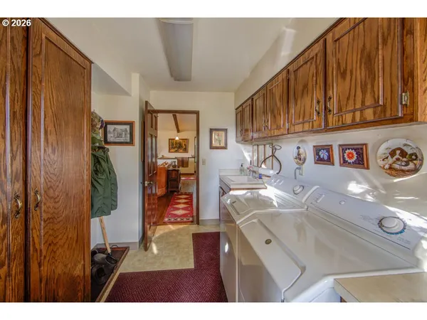 $650,000 | 27791 Blue Heron Road, John Day, OR 97845