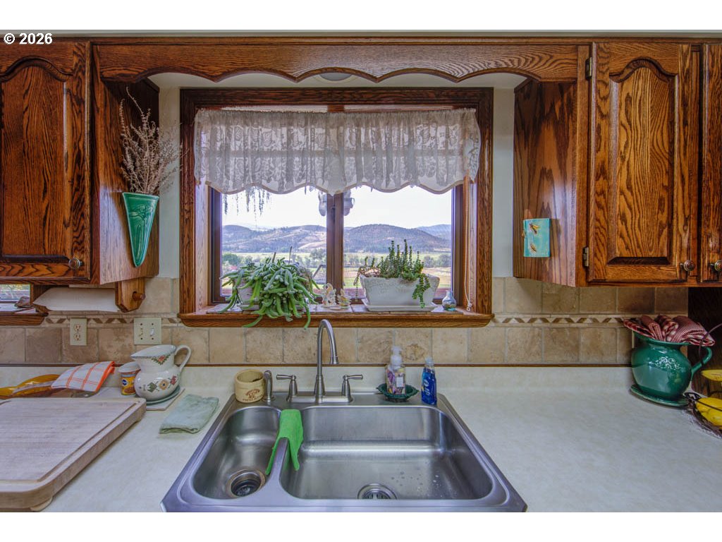 27791 Blue Heron Road John Day, OR 97845 - Photo 14 of 47