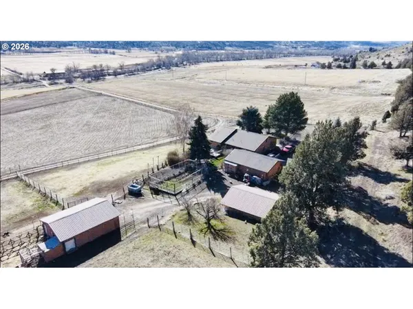$650,000 | 27791 Blue Heron Road, John Day, OR 97845