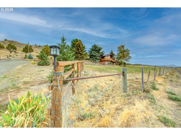 $650,000 | 27791 Blue Heron Road, John Day, OR 97845