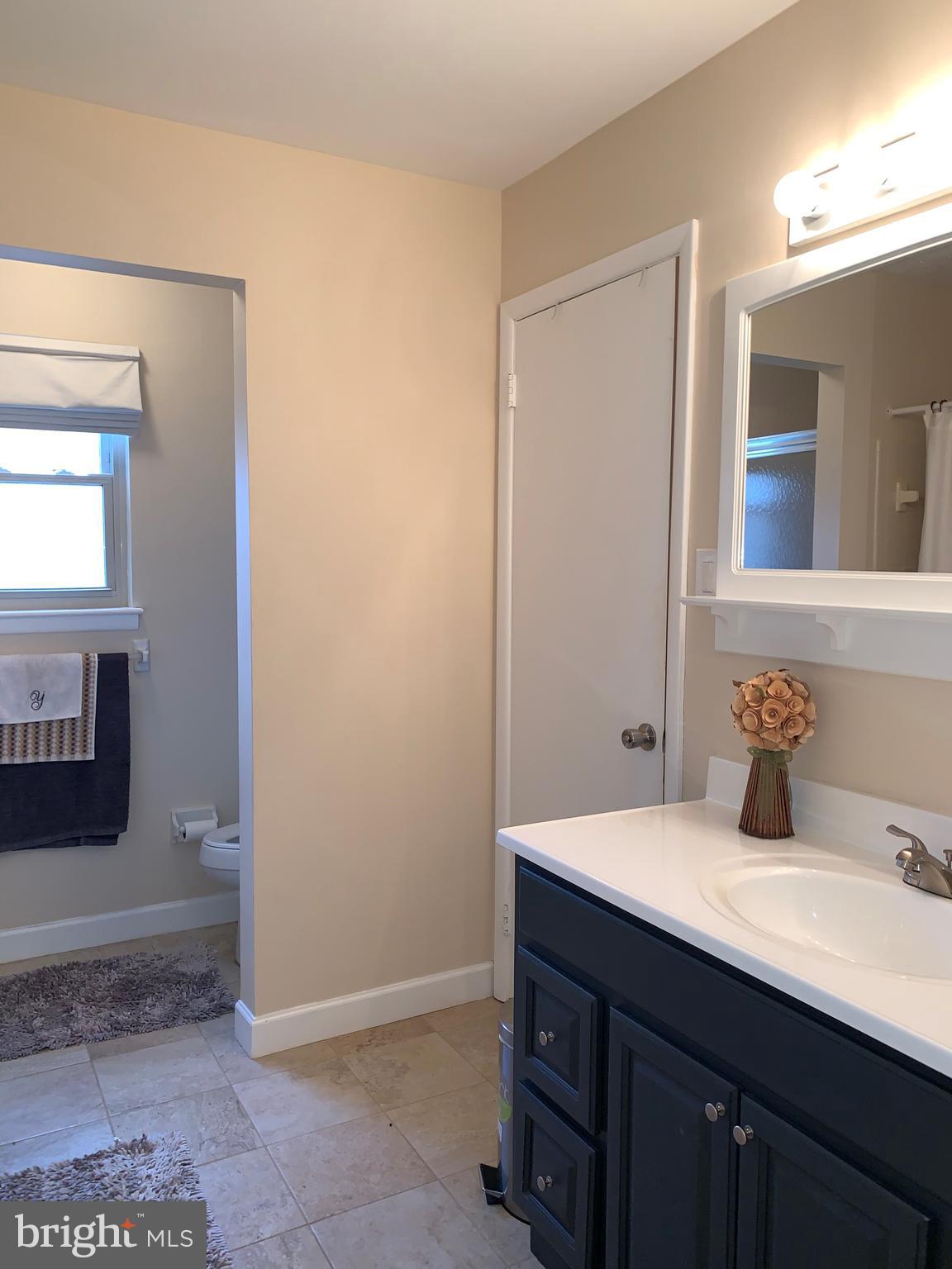 21 Cardinal Drive Clementon, NJ 08021 - Photo 8 of 12 Bathroom