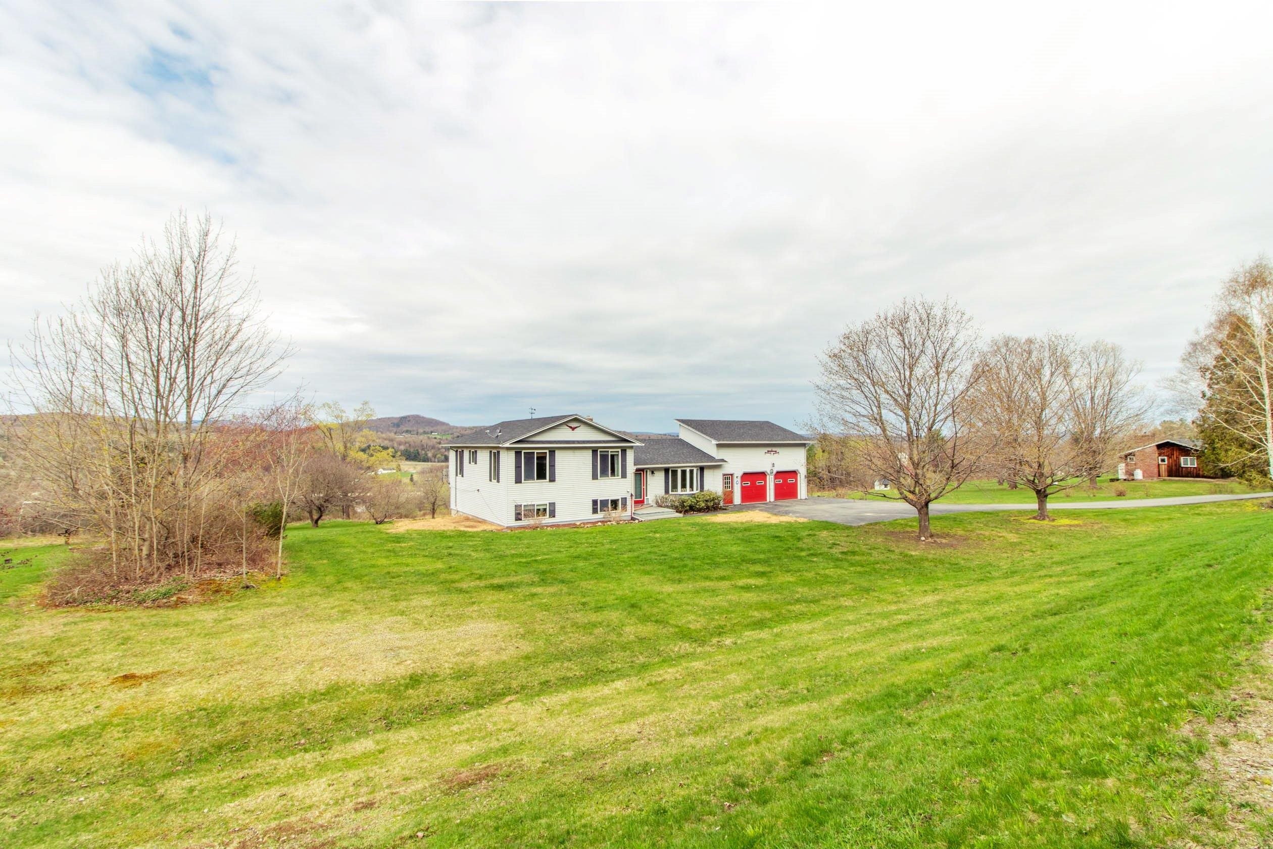 340 Water Street Barton, VT 05822 - Photo 2 of 39 Gallery Image 2