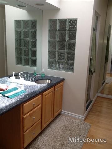 411 West Maryknoll Road Rochester, MI 48309 - Photo 16 of 24 31147202-15.JPG