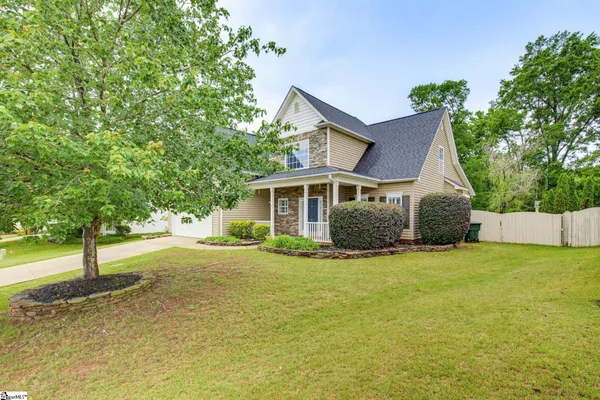 $425,000 | 6 Mercer Drive, Simpsonville, SC 29681