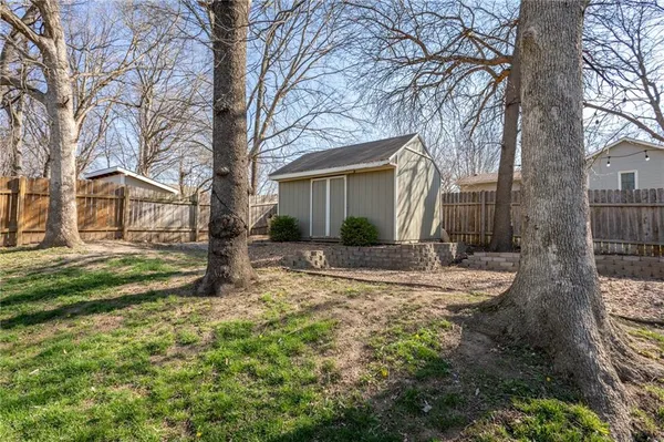 $357,000 | 8701 North Winan Avenue, Kansas City, MO 64153