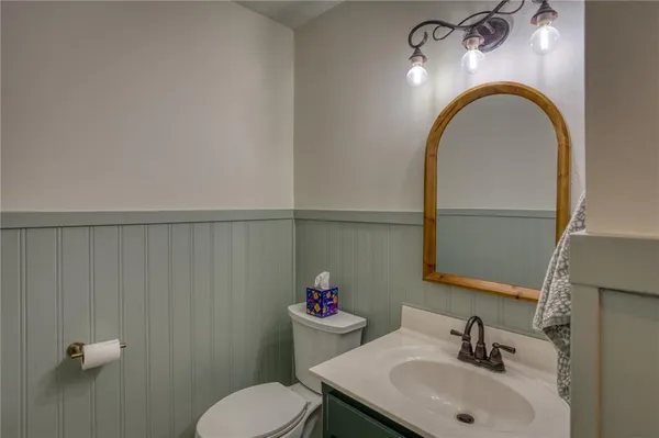 $357,000 | 8701 North Winan Avenue, Kansas City, MO 64153