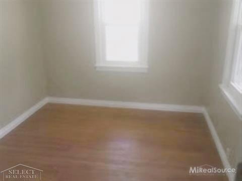 25307 Peter Kaltz Road Warren, MI 48091 - Photo 10 of 18 31321948-9.JPG