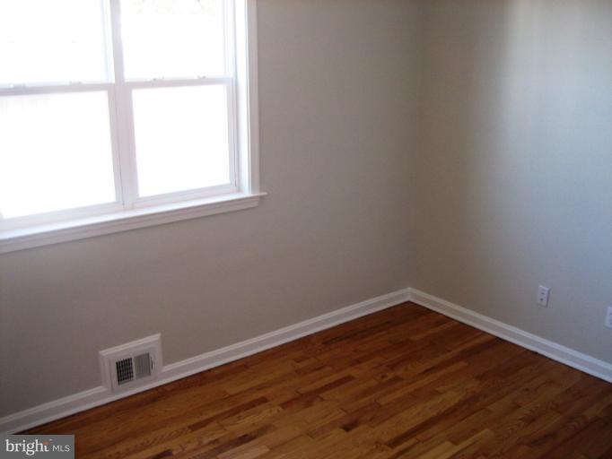 531 Riggs Road Northeast Washington, DC 20011 - Photo 15 of 20 Bedroom