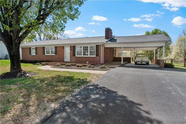 $275,000 | 612 East Main Street, Boonville, NC 27011