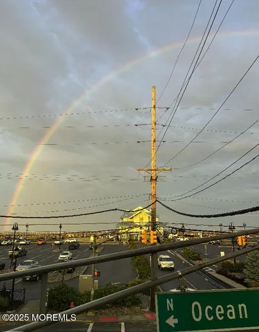 a car parked in front of a building