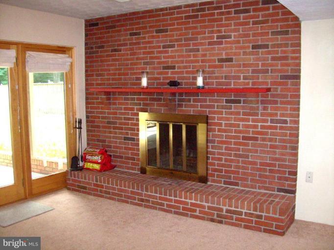 193 Circle Road Pasadena, MD 21122 - Photo 14 of 20 Fireplace