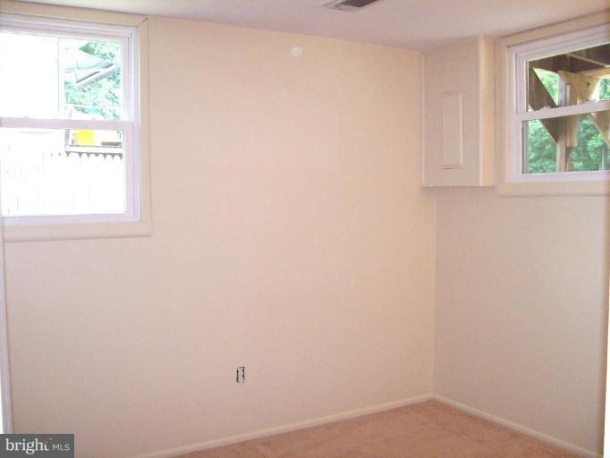 193 Circle Road Pasadena, MD 21122 - Photo 5 of 20 Bedroom #4