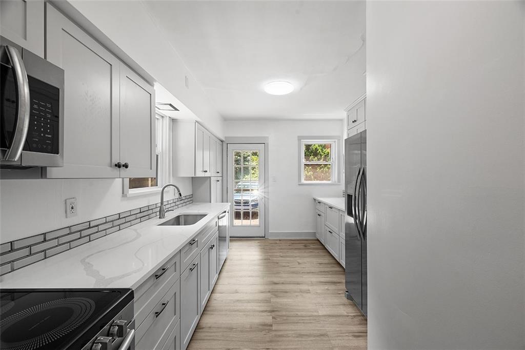 5522 Raleigh Street Pittsburgh, PA 15217 - Photo 16 of 41 Gallery Image 16