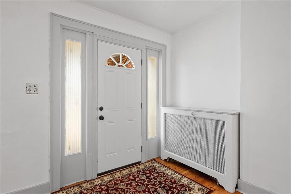 5522 Raleigh Street Pittsburgh, PA 15217 - Photo 6 of 41 Gallery Image 6