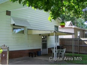 1808 North 8th Street Springfield, IL 62702 - Photo 2 of 5