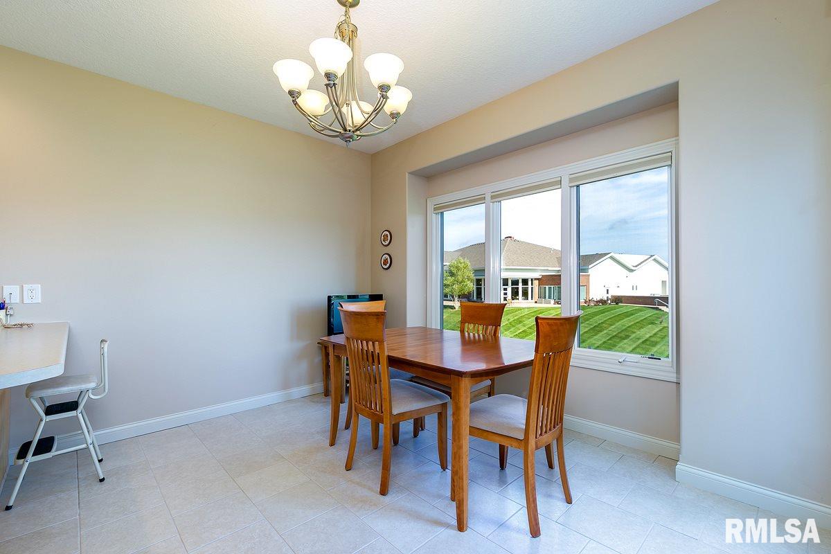 3662 Thunder Ridge Road Bettendorf, IA 52722 - Photo 4 of 24 Gallery Image 4