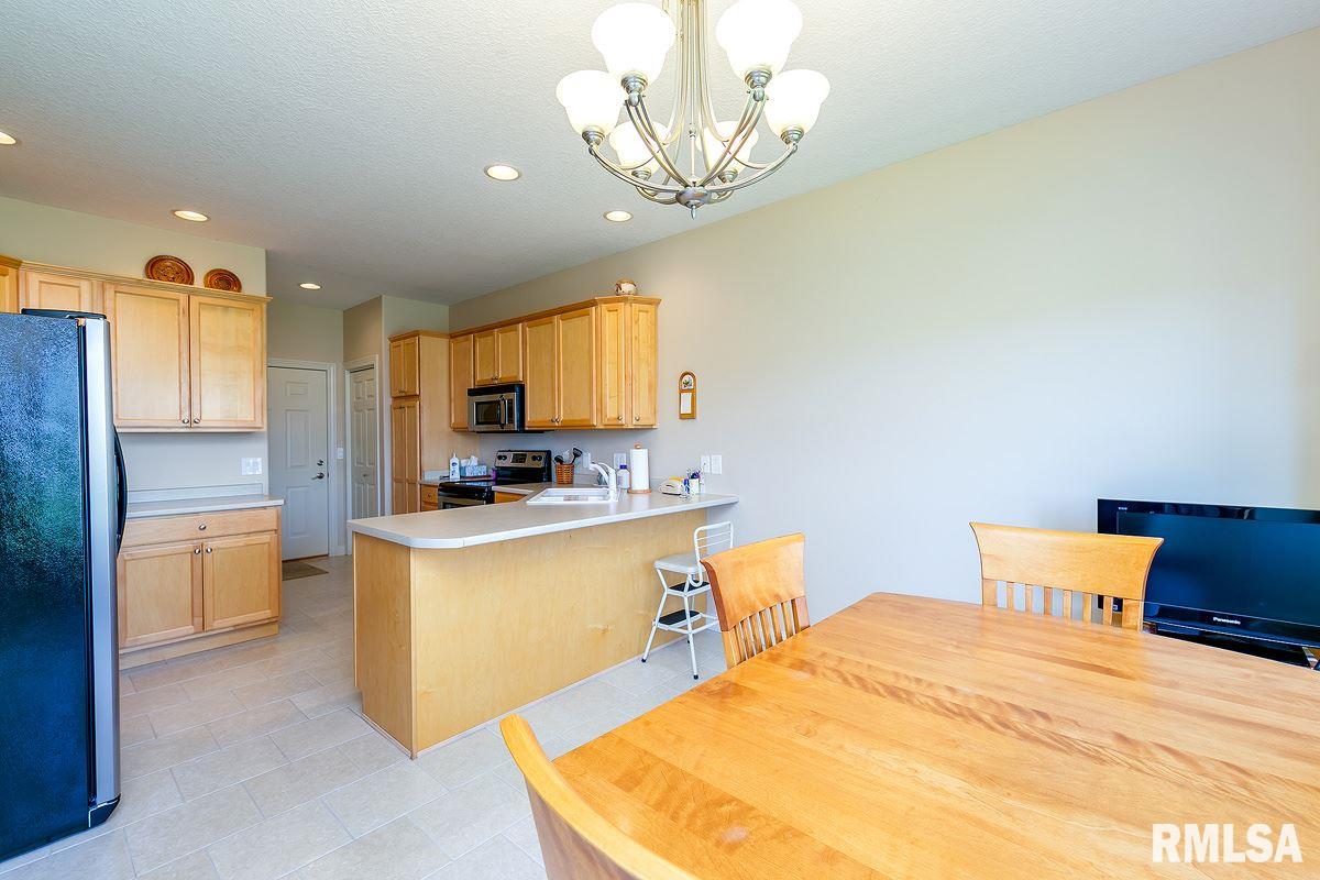 3662 Thunder Ridge Road Bettendorf, IA 52722 - Photo 8 of 24 Gallery Image 8