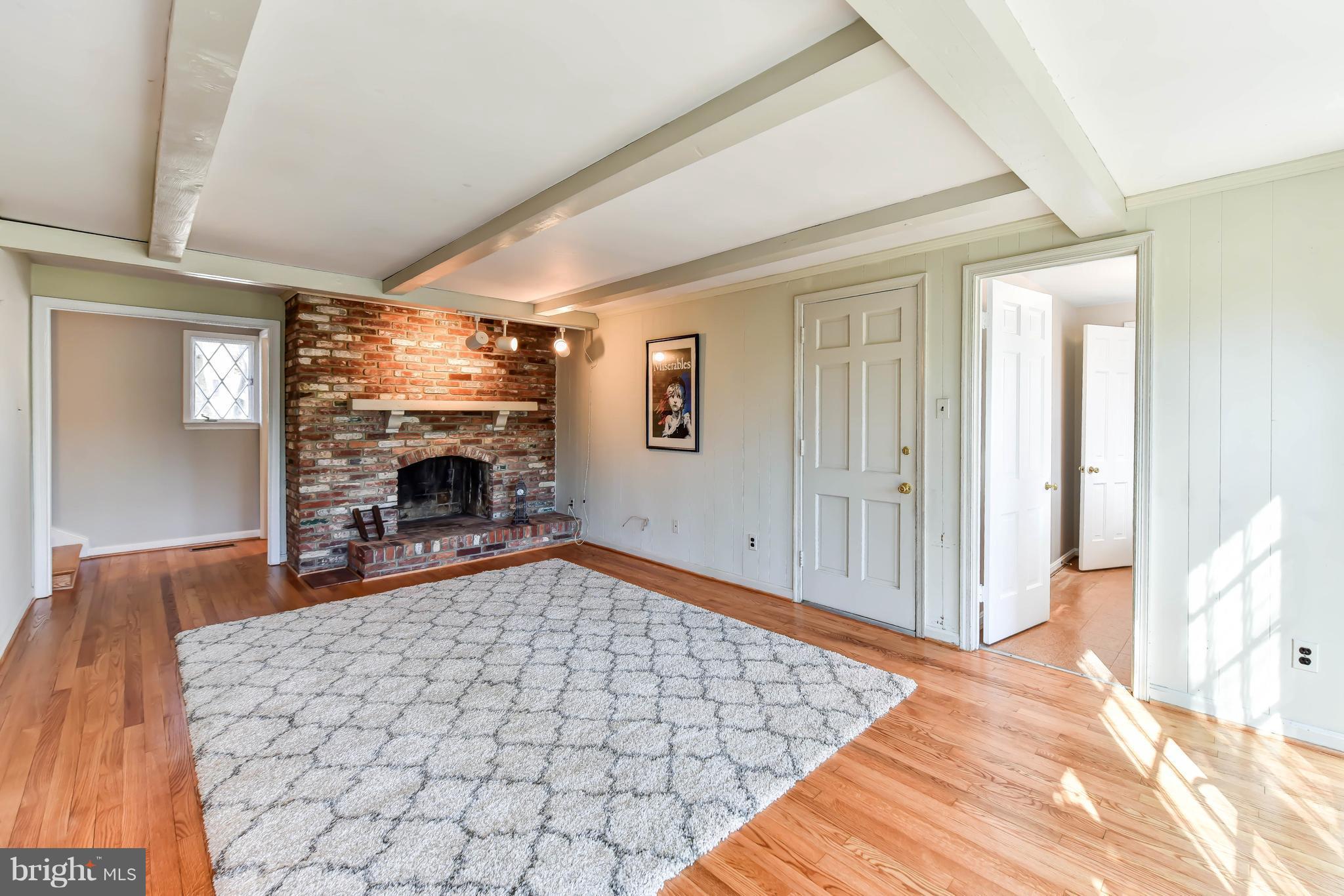 8707 Highgate Road Alexandria, VA 22308 - Photo 15 of 29 Family Room