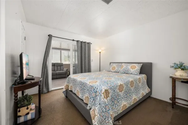 $212,425 | 16222 Monterey Lane, Unit 228, Huntington Beach, CA 92649