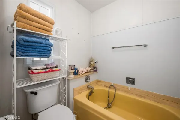 $212,425 | 16222 Monterey Lane, Unit 228, Huntington Beach, CA 92649