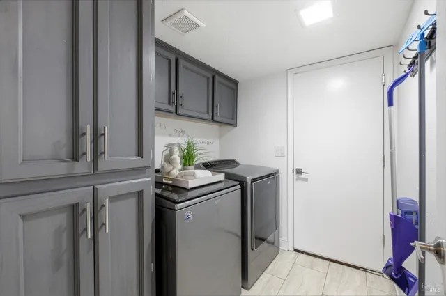 a view of a yard with a house and a garden