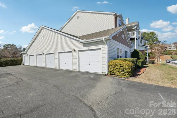 $247,000 | 10742 Hill Point Court, Charlotte, NC 28262