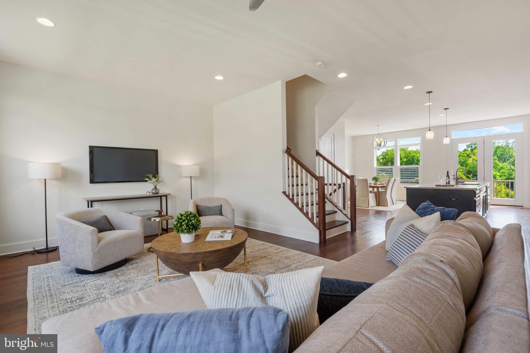 44732 Roosevelt Square Ashburn, VA 20147 - Photo 14 of 51 Living Area