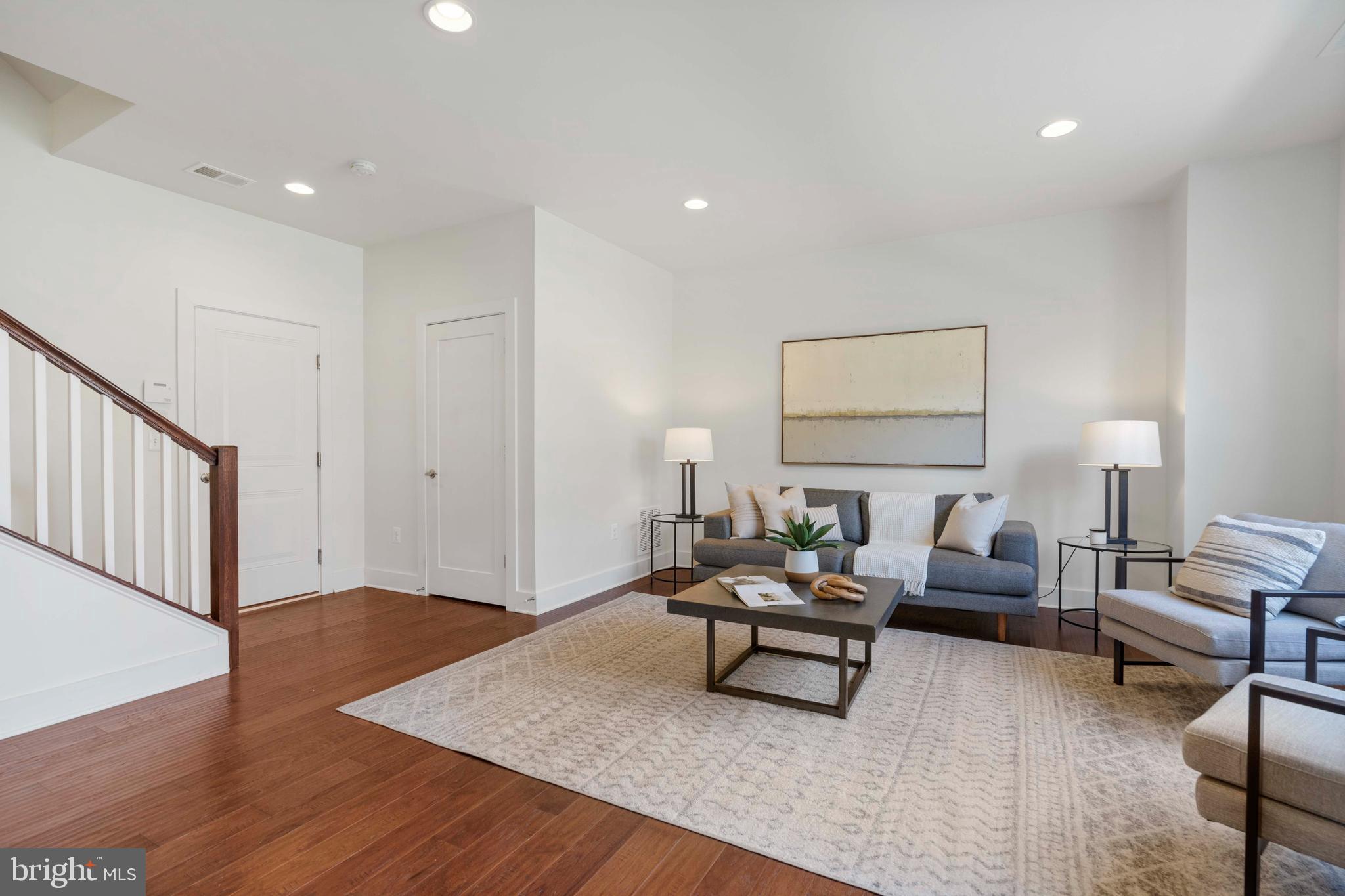 44732 Roosevelt Square Ashburn, VA 20147 - Photo 4 of 51 Family Room / Exit to Garage