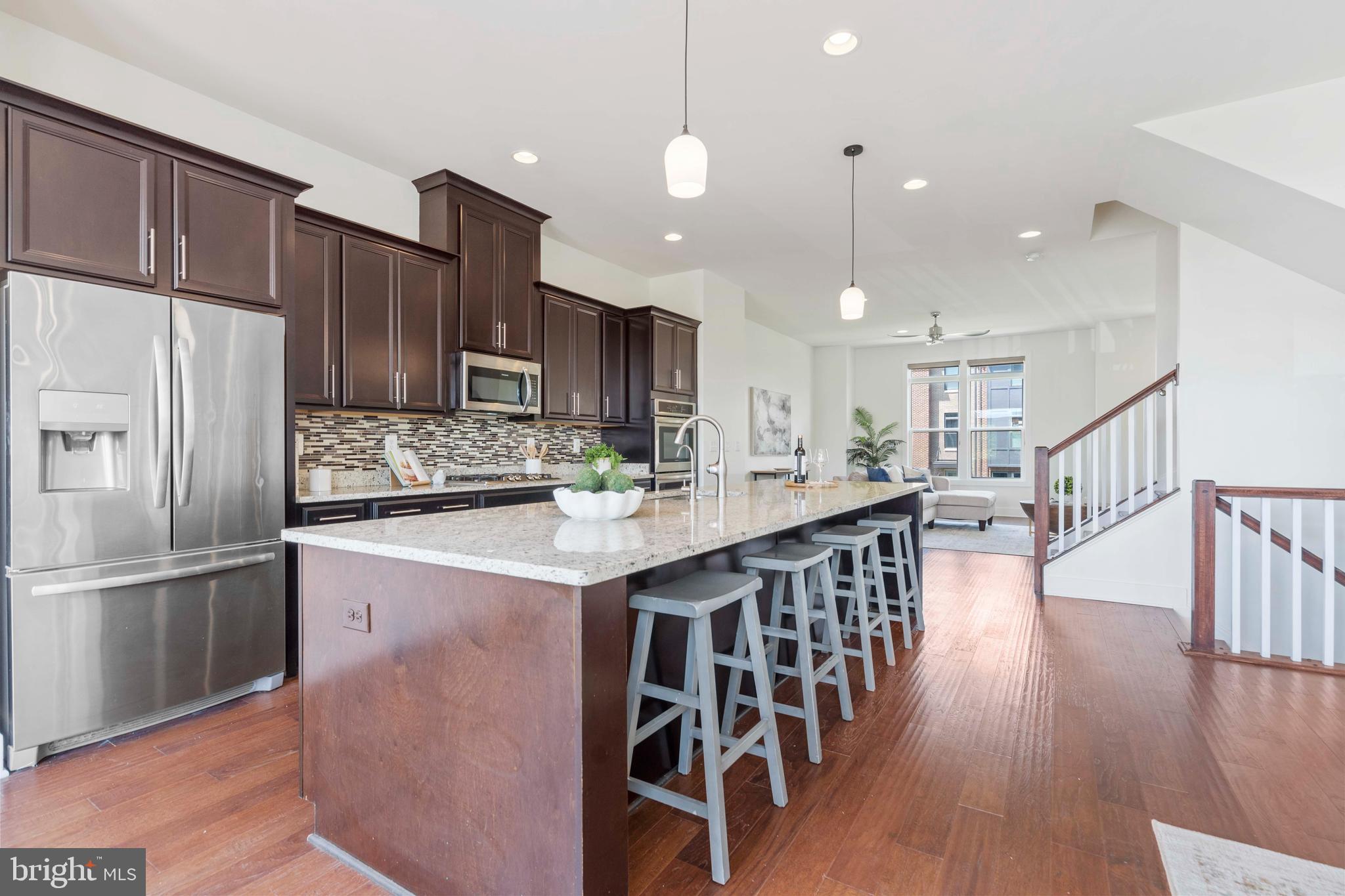 44732 Roosevelt Square Ashburn, VA 20147 - Photo 8 of 51 Home Chef's Kitchen