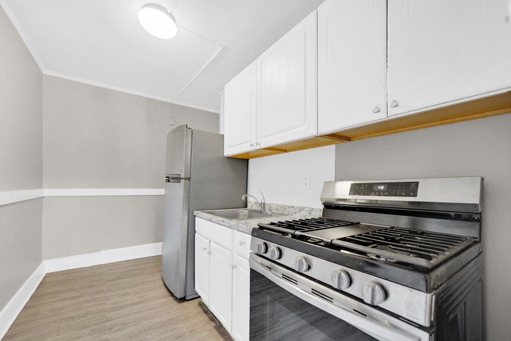 120-122 Central Street Springfield, MA 01103 - Photo 13 of 30