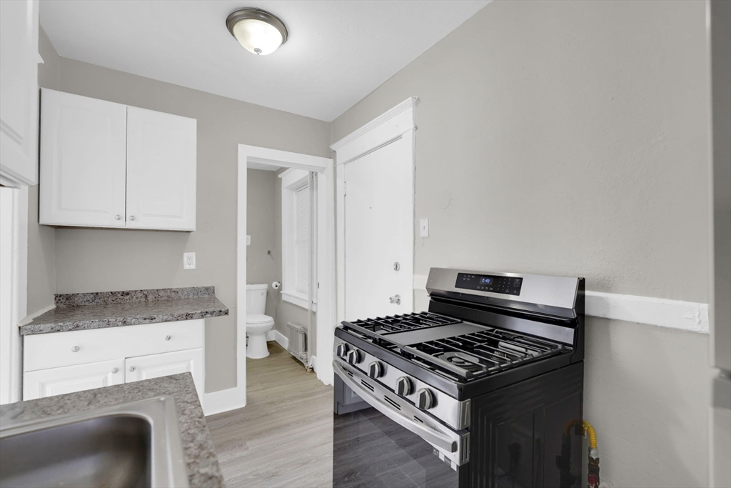 120-122 Central Street Springfield, MA 01103 - Photo 22 of 30