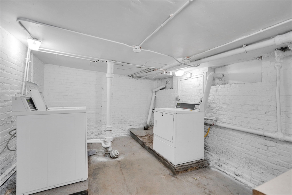 120-122 Central Street Springfield, MA 01103 - Photo 30 of 30