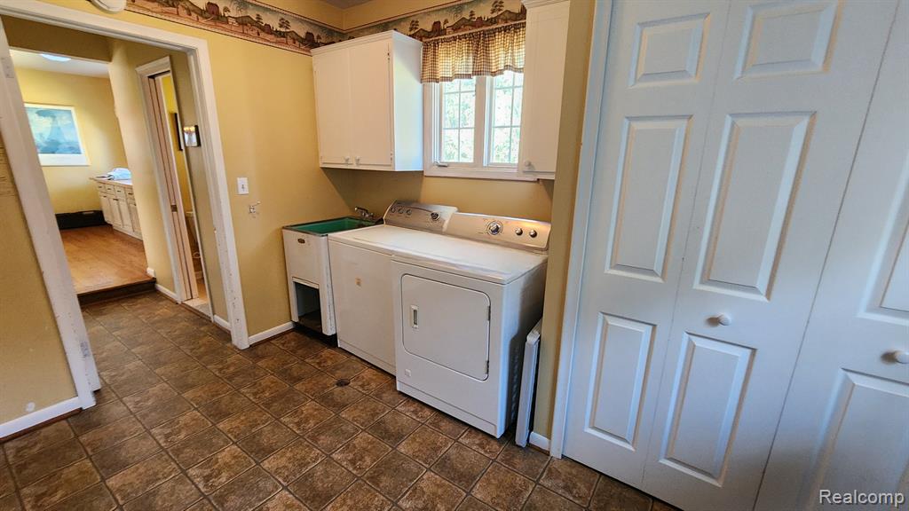 608 Canterbury Road Grosse Pointe Woods, MI 48236 - Photo 24 of 28