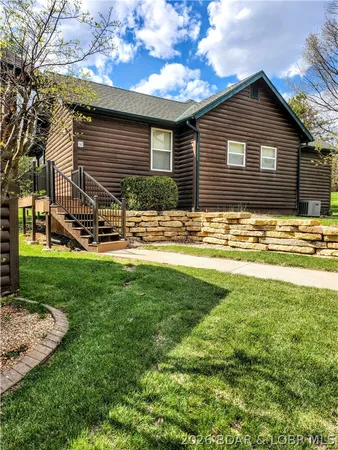 $349,000 | 42 Cottage Park West, Unit 30, Camdenton, MO 65020