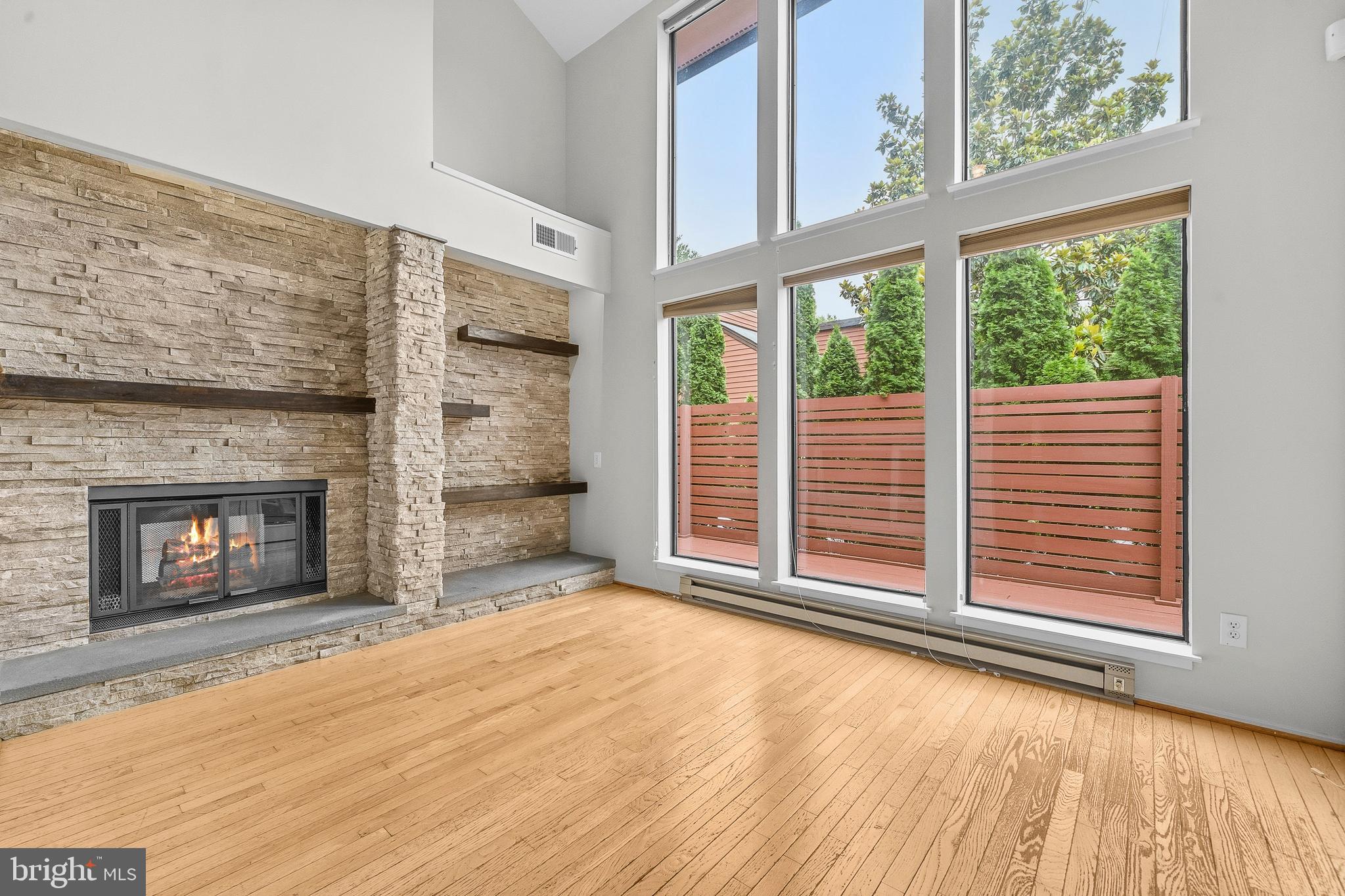 2105 South Bay Lane Reston, VA 20191 - Photo 27 of 71